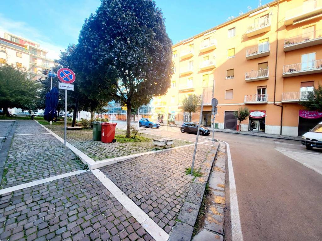 Appartamento in vendita ad Avellino via Giosuè Carducci