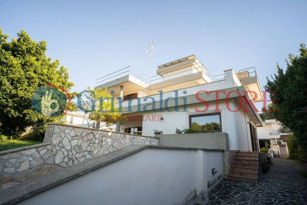 Villa in vendita a Lecce via Rapolla, 20