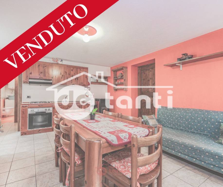 Appartamento in vendita a Campodolcino via Del Crotto , 20