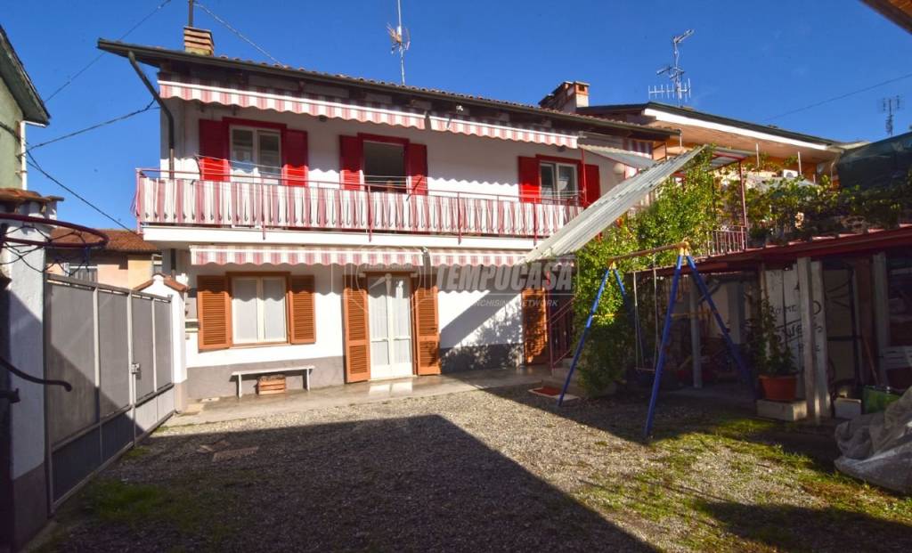 Casa Indipendente in vendita a Brandizzo via roma 5