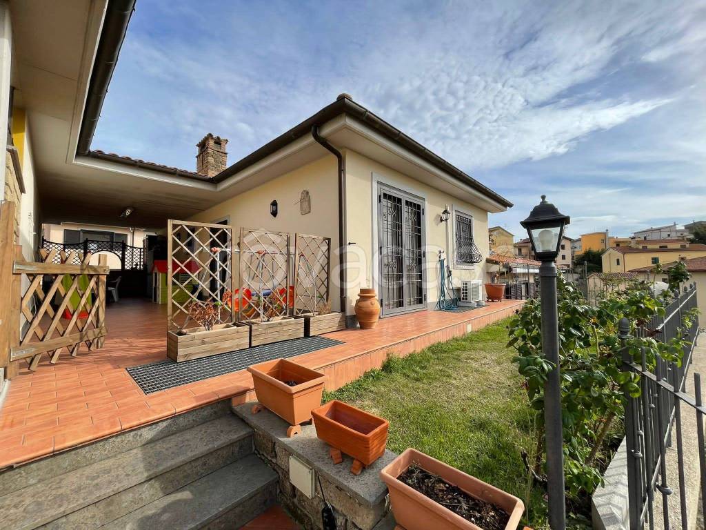 Appartamento in vendita a Morlupo via Domenico Antonio Venturini