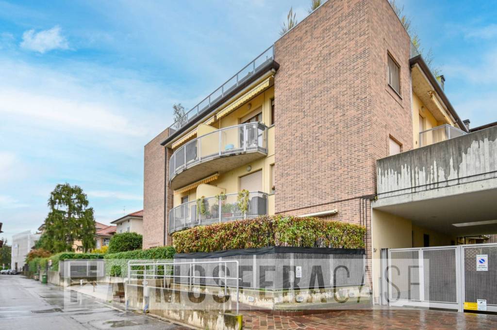 Appartamento in vendita a Bergamo via Pietro Rovelli, 24