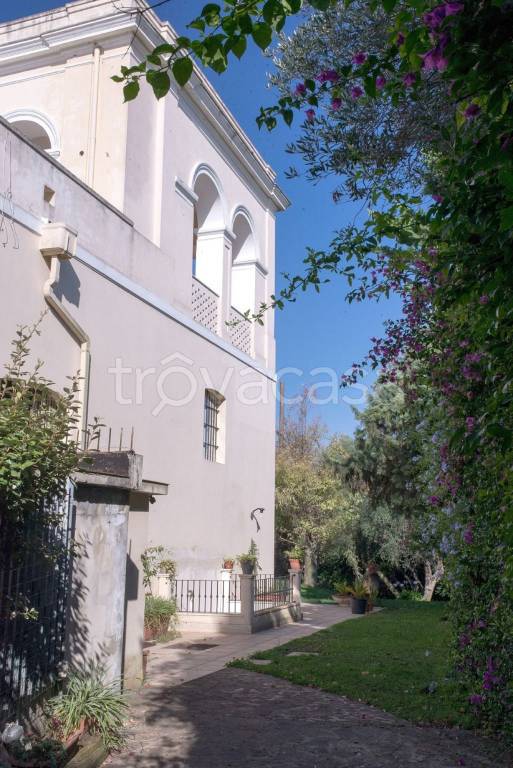Villa in vendita a Noicattaro viale dei Gladioli