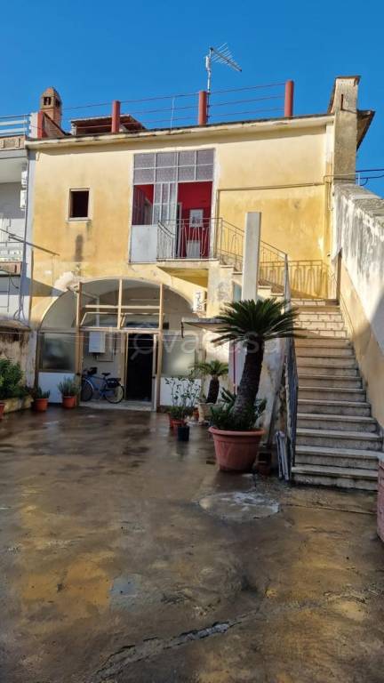 Appartamento in vendita a San Marco Evangelista via Cesare Battisti
