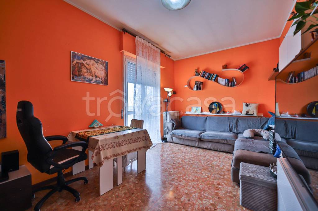 Appartamento in vendita a Bernareggio via Giuseppe Di Vittorio