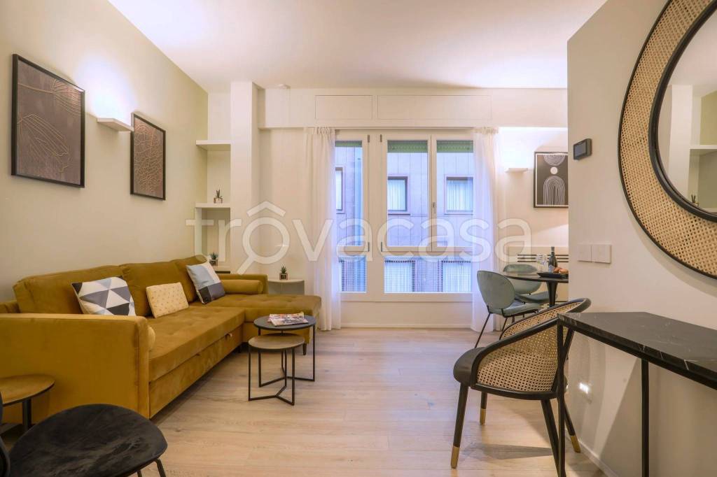 Appartamento in vendita a Milano piazza della Repubblica, 18