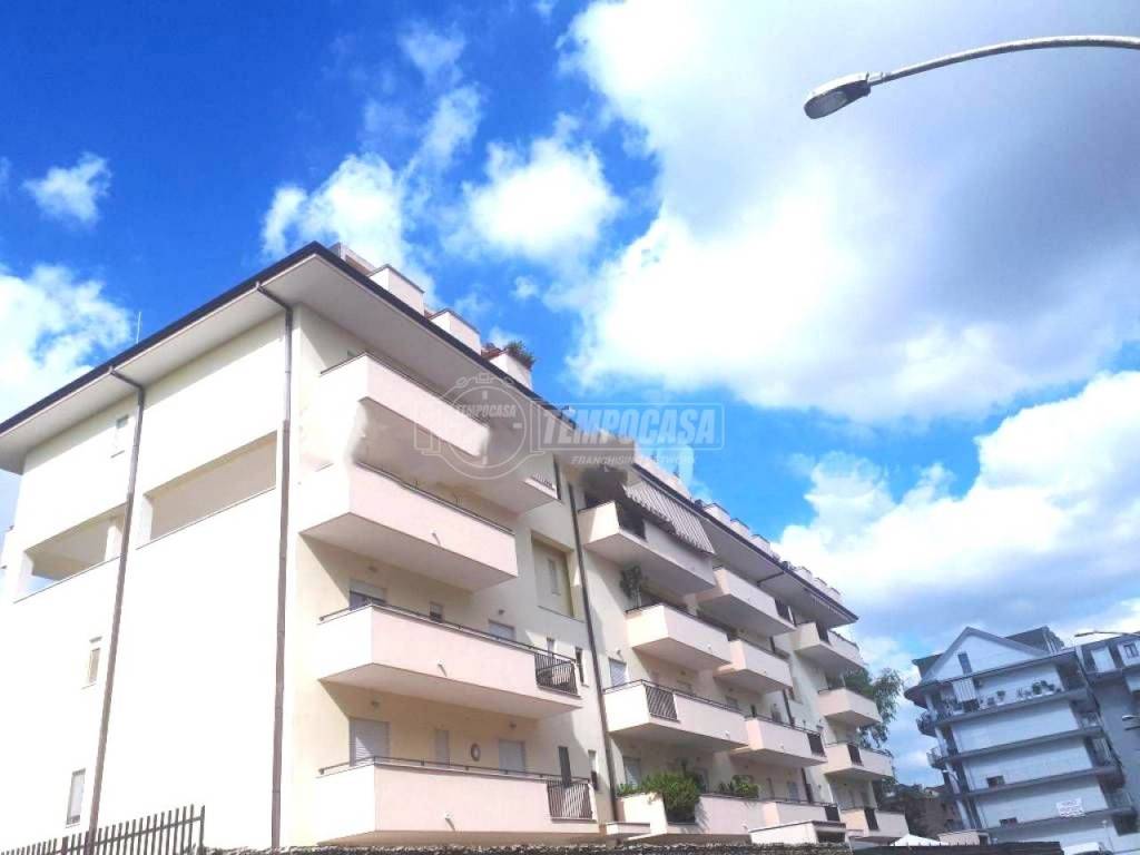Appartamento in vendita a San Nicola la Strada via Trieste 54