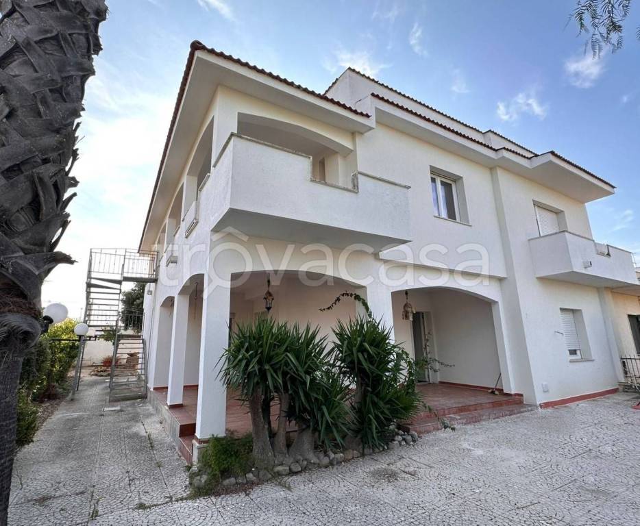 Villa in vendita a Taranto via Ferdinando Bonsignore