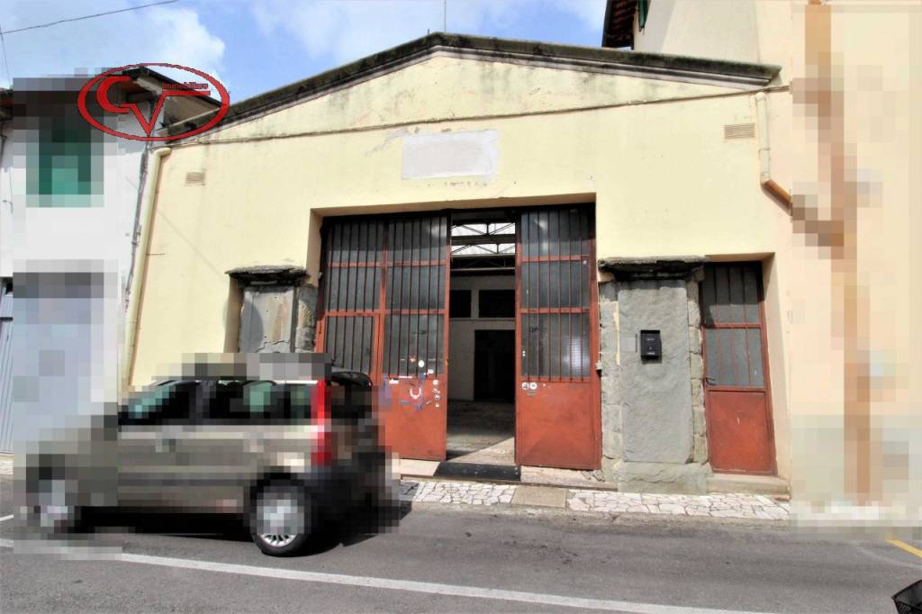 Capannone Industriale in vendita a Terranuova Bracciolini