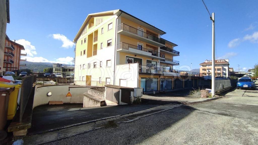 Appartamento in vendita a L'Aquila strada Statale 80, 18N