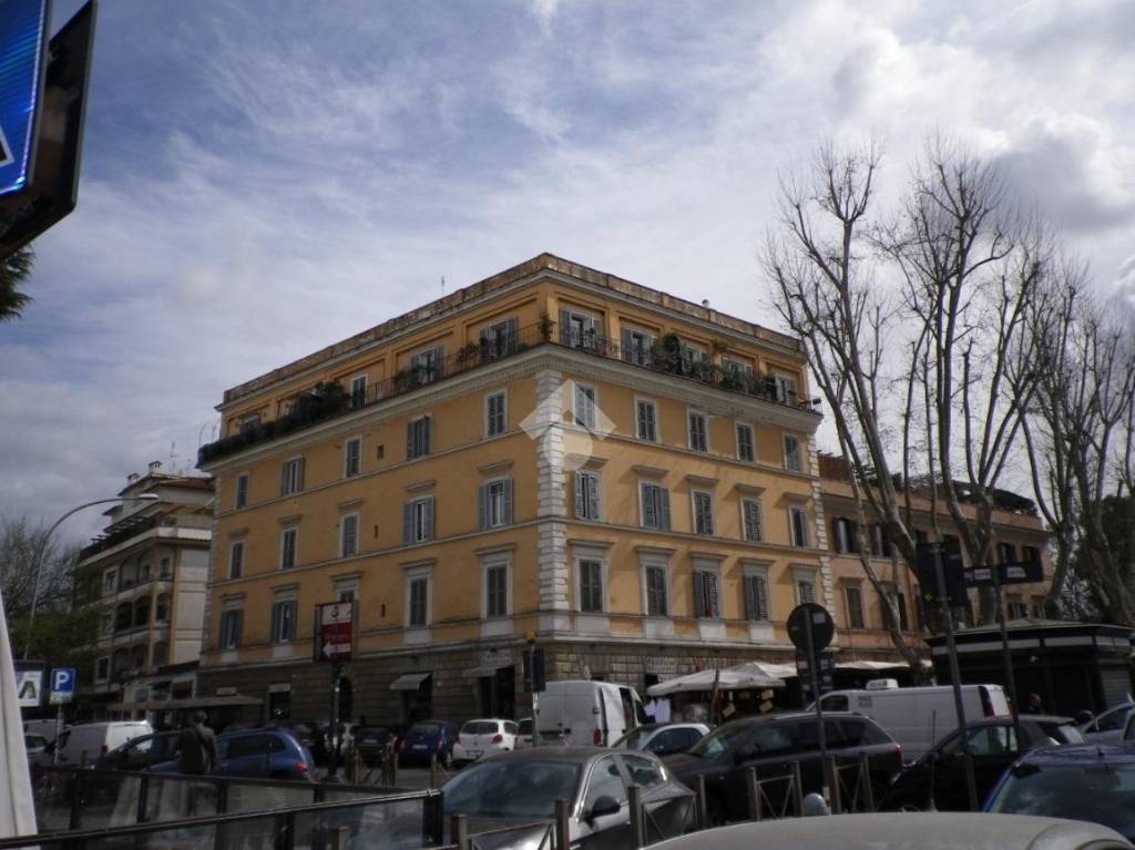 Appartamento in vendita a Roma via Flaminia, 448