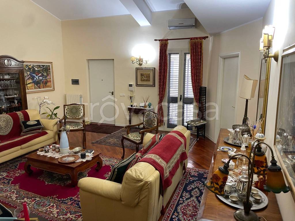 Appartamento in in vendita da privato a Cinquefrondi via Michelangelo Buonarroti, 37