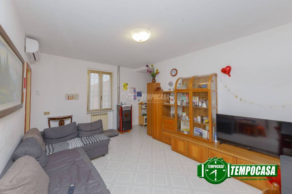 Appartamento in vendita a Giussago via Giuseppe Garibaldi