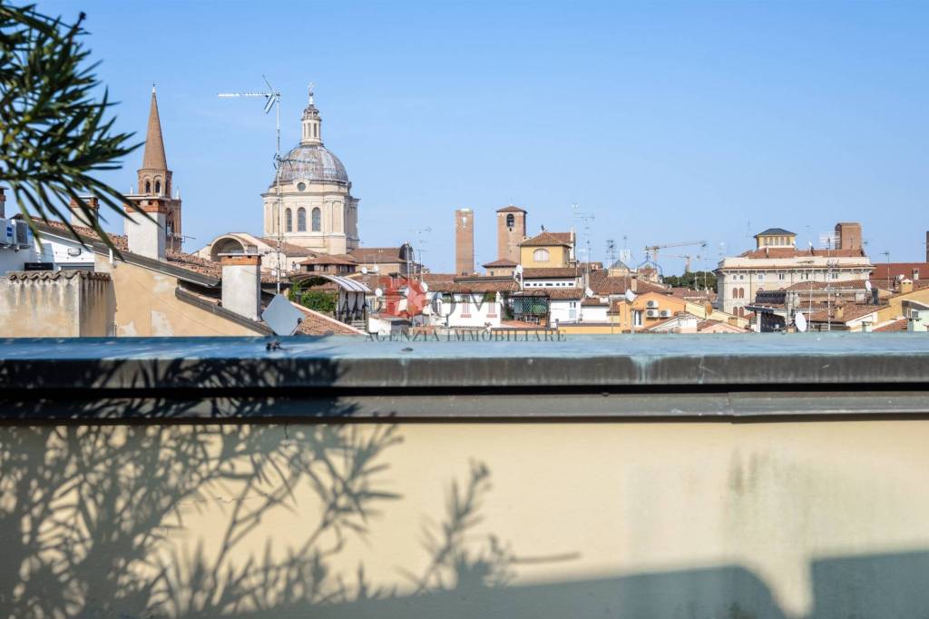 Appartamento in vendita a Mantova via Filippo Corridoni