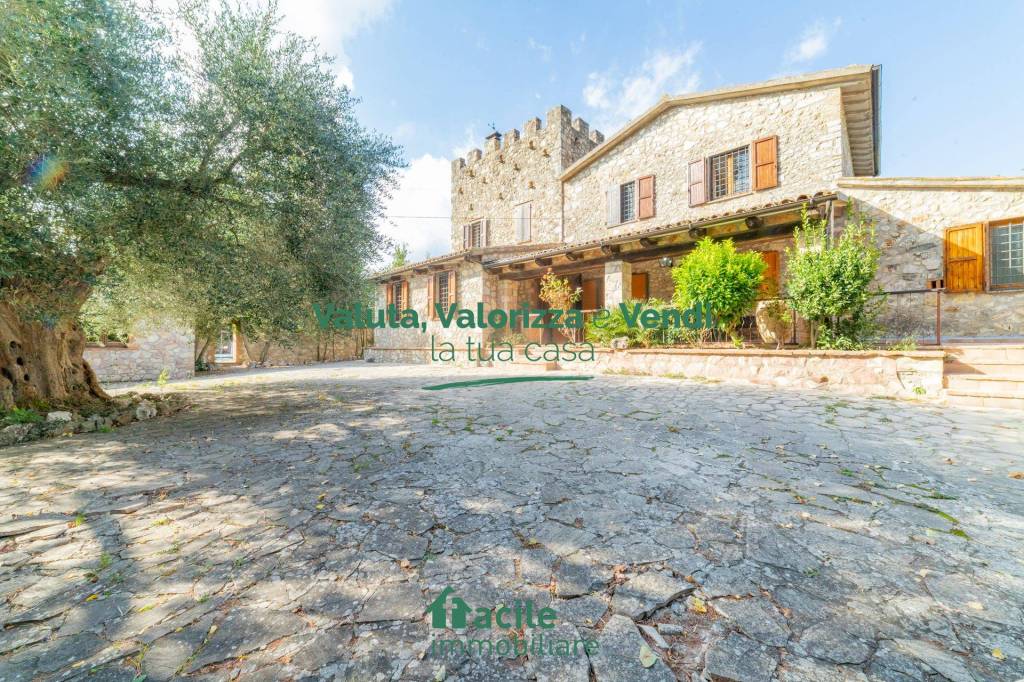 Villa in vendita a Massa Martana vocabolo Ponte, 06056 Massa Martana pg, Italia