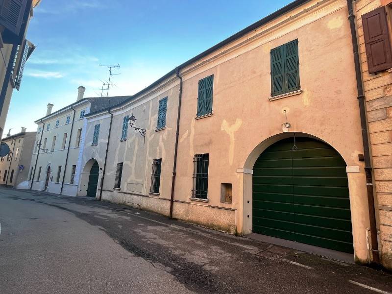 Villa in vendita a Guidizzolo via Giovanni Chiassi