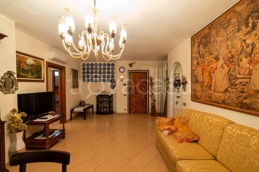 Appartamento in vendita a Settimo Milanese via Angelo Airaghi, 32/e