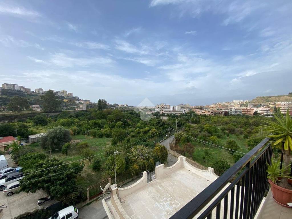 Appartamento in vendita a Reggio di Calabria via Fondo Chiantella, 23