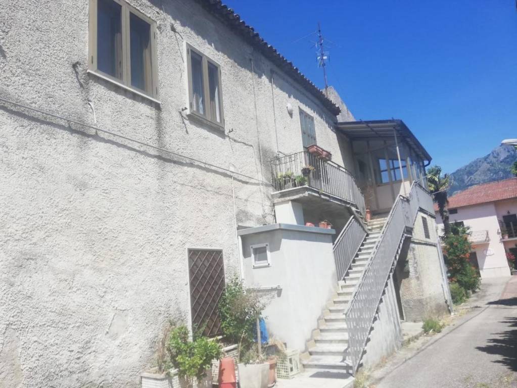 Casa Indipendente in vendita a Montesarchio via Napoli, 118