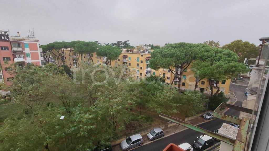 Appartamento in vendita a Roma via Recanati, 39