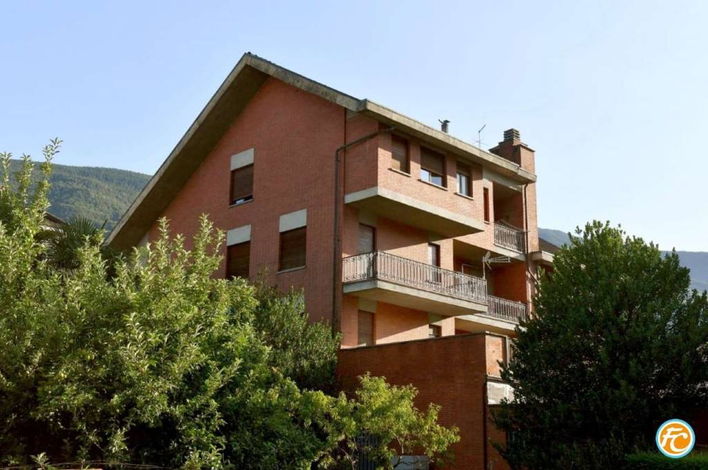 Appartamento in vendita a Sant'Antonino di Susa via Torino 51