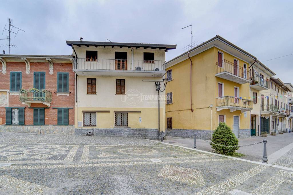 Casa Indipendente in vendita a Romentino via Don Giovanni Bosco