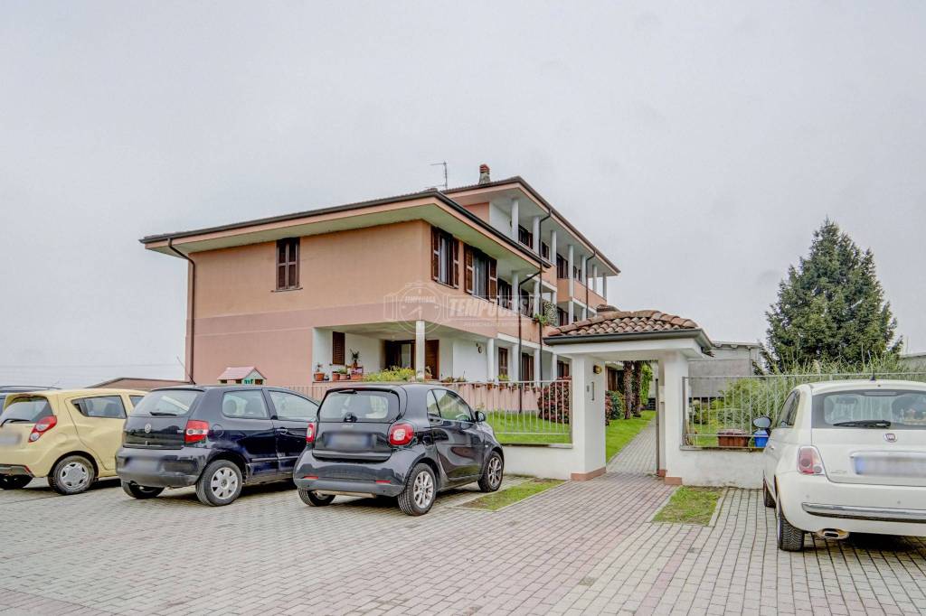 Appartamento in vendita a Romentino vicolo g.Pascoli