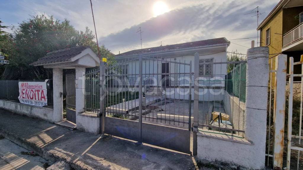 Casa Indipendente in vendita a Pescara via caravaggio