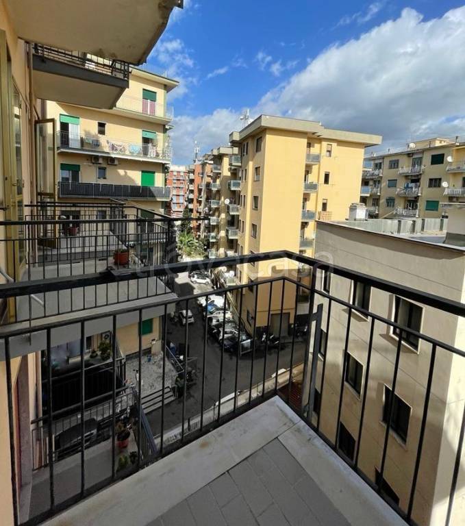 Appartamento in vendita a Salerno via Gian Battista Niccolini, 1