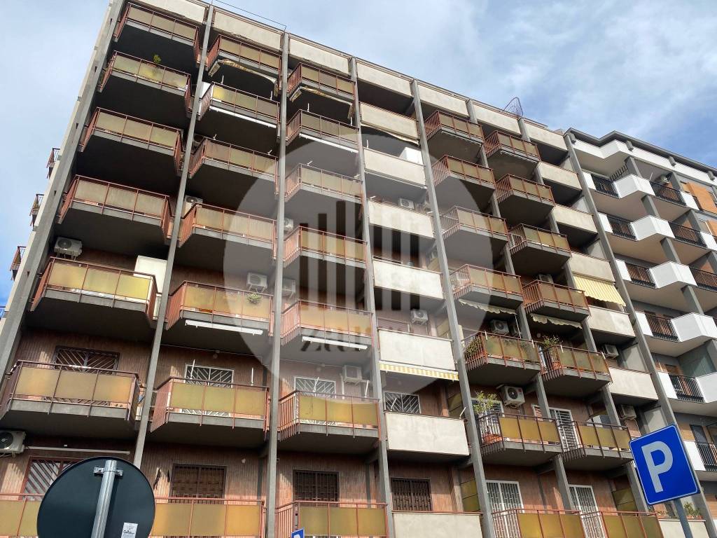 Appartamento in vendita a Bari corso Italia, 201