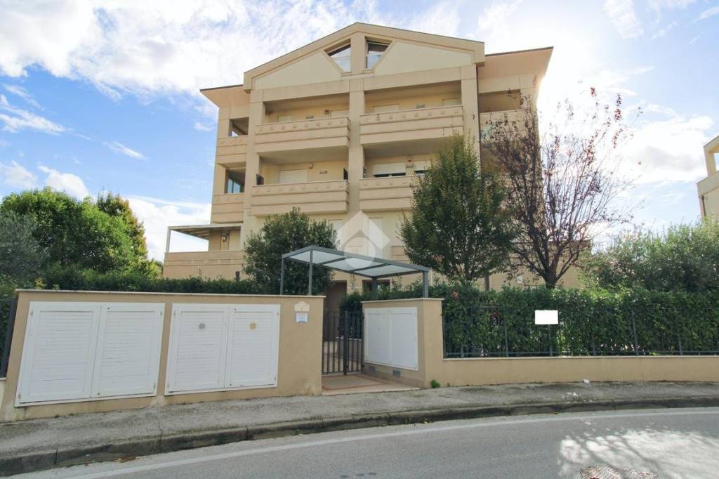 Appartamento in vendita a Rimini via Foglia, 8