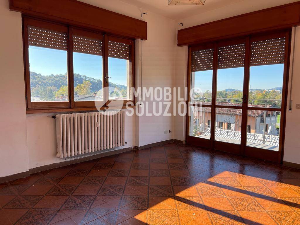 Appartamento in vendita a Zandobbio via Fontane, 43