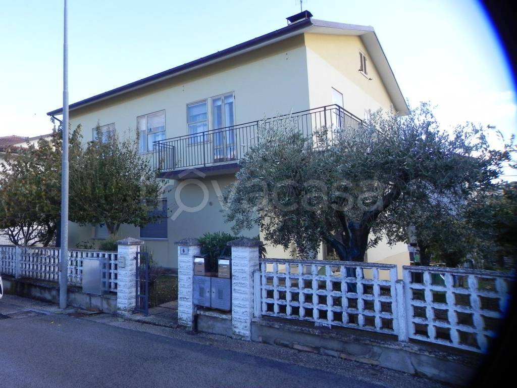 Appartamento in vendita a Serra de' Conti via Giovan Battista Pergolesi, 6