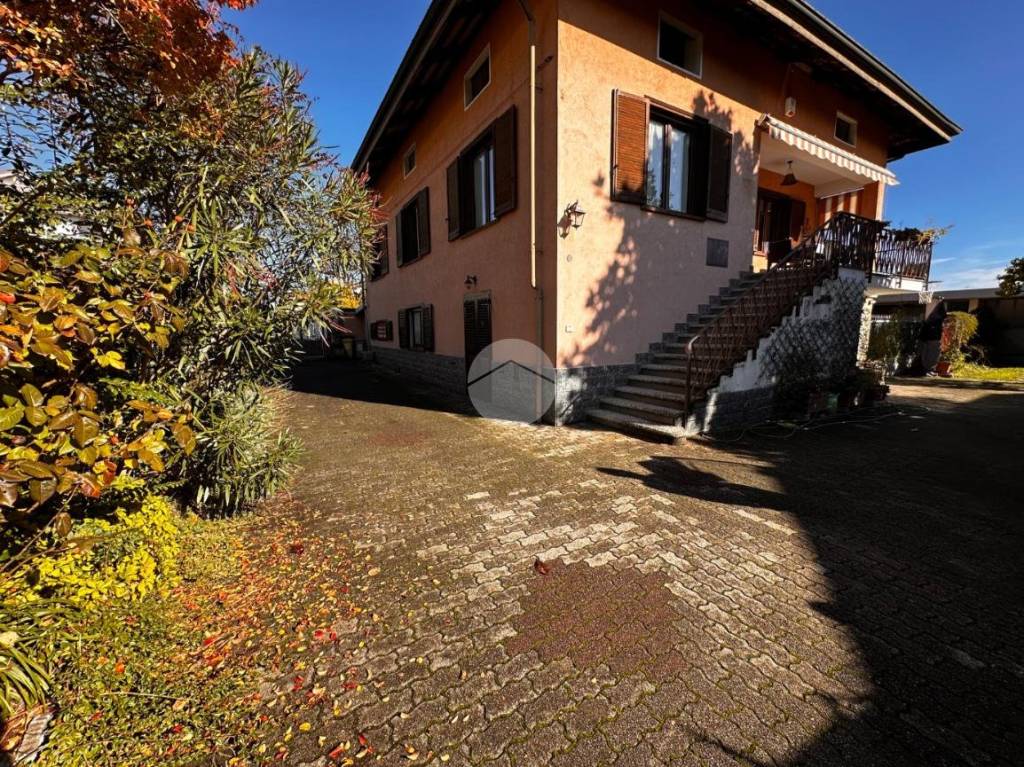 Villa Bifamiliare in vendita a San Maurizio Canavese via Alessandria, 10