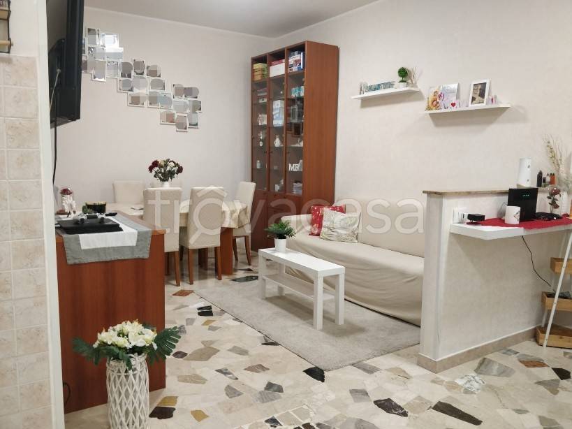 Appartamento in vendita a Induno Olona via Vincenzo Vela, 4/a