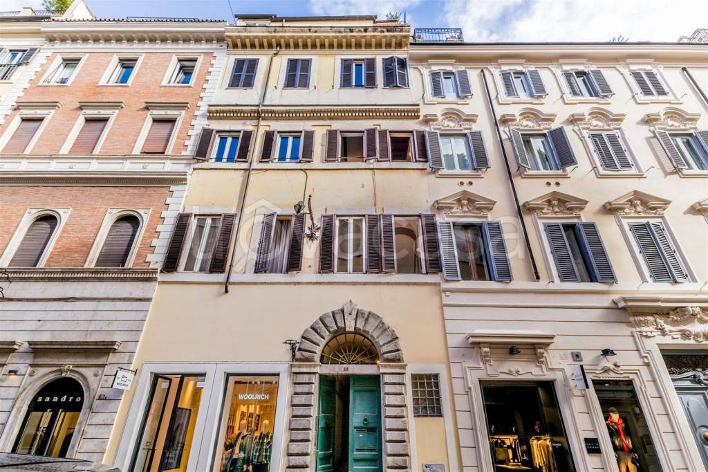 Appartamento in vendita a Roma via del Babuino, 55