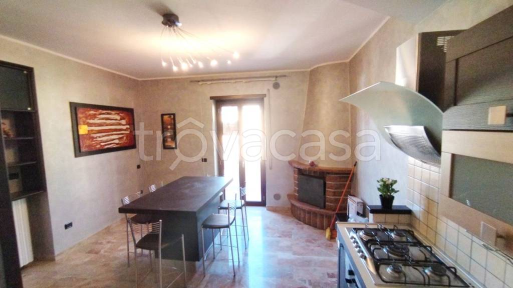 Appartamento in vendita a Massa d'Albe via Domenico Di Giulio
