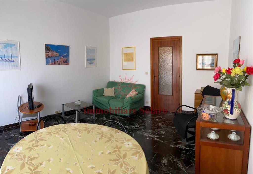 Appartamento in affitto a Varazze via Giuseppe Garibaldi, 6