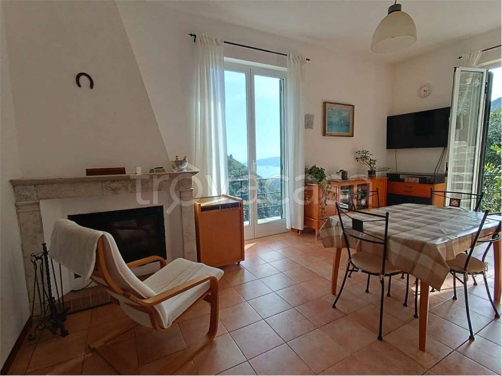 Villa in vendita a Rapallo via di Comega