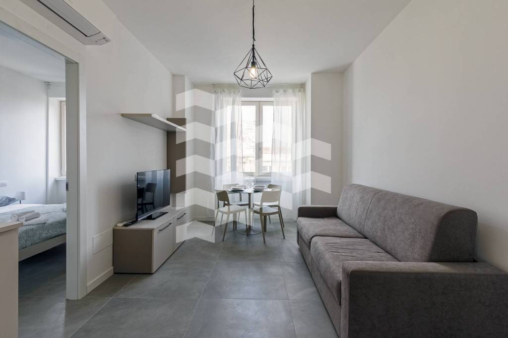 Appartamento in affitto a Milano via Napo Torriani, 31
