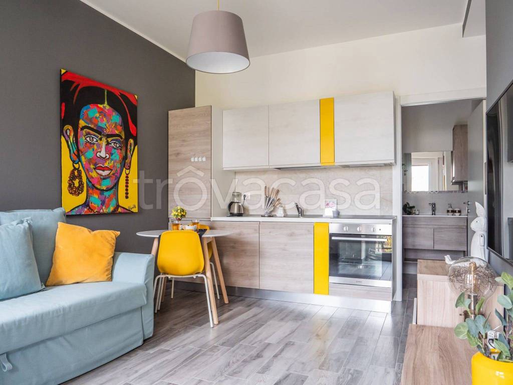 Appartamento in affitto a Milano via Generale Giuseppe Govone