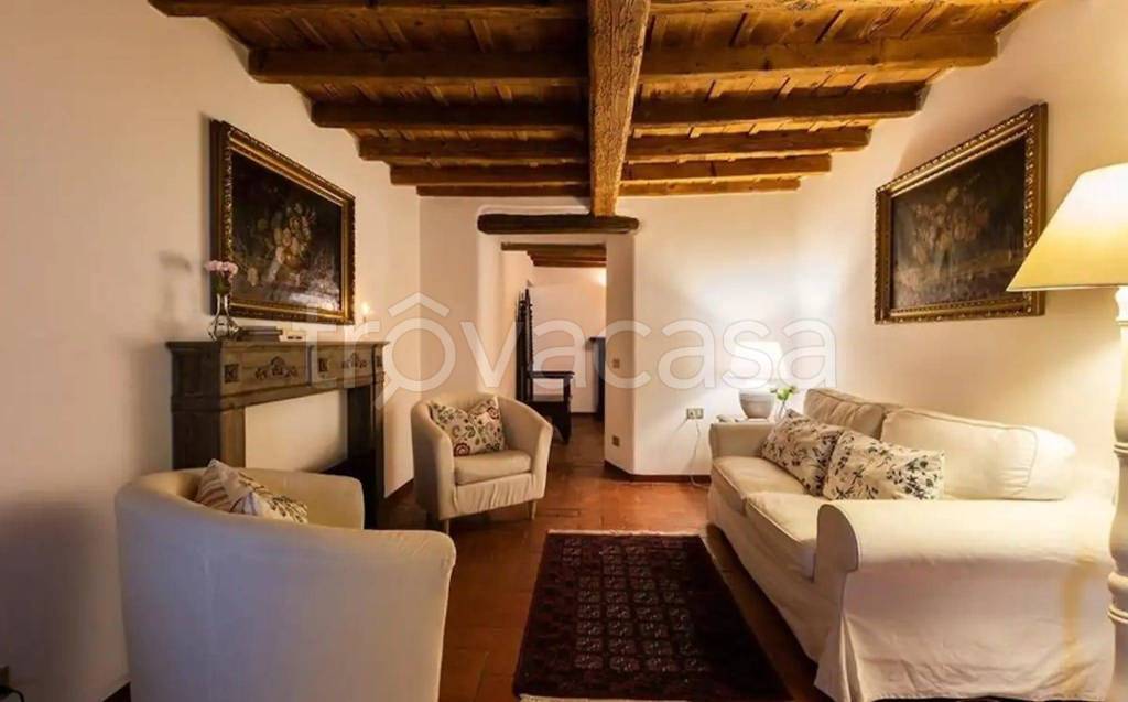 Appartamento in affitto a Firenze borgo La Croce