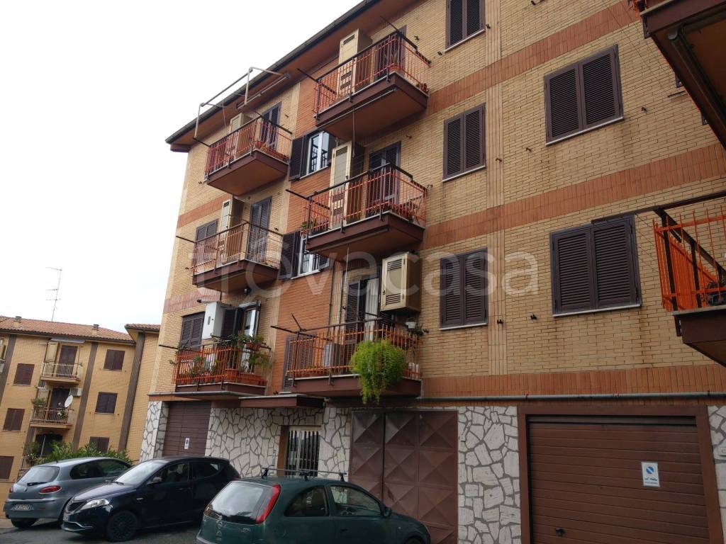 Appartamento in vendita a Castel Madama clivo dei Peschioli, 35