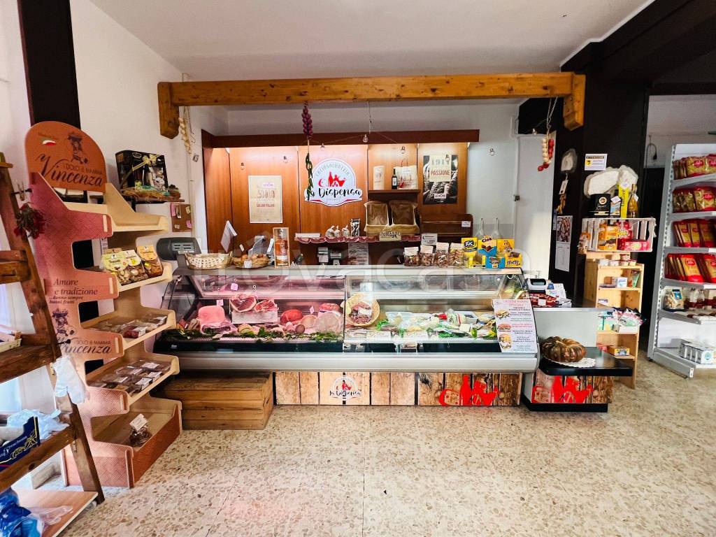 Negozio Alimentare in in vendita da privato a Roccasecca via Piave, 72