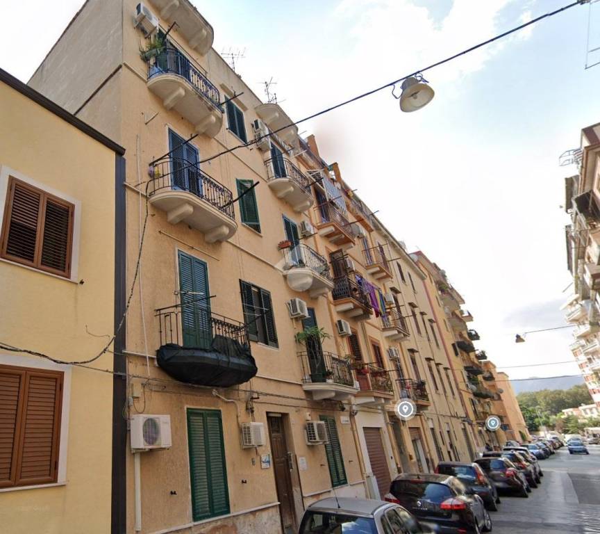 Appartamento in vendita a Palermo via Domenico Cariolato, 5