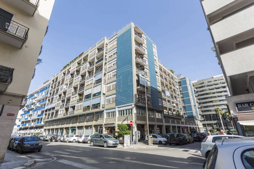Appartamento in vendita a Bari via Lattanzio, 104
