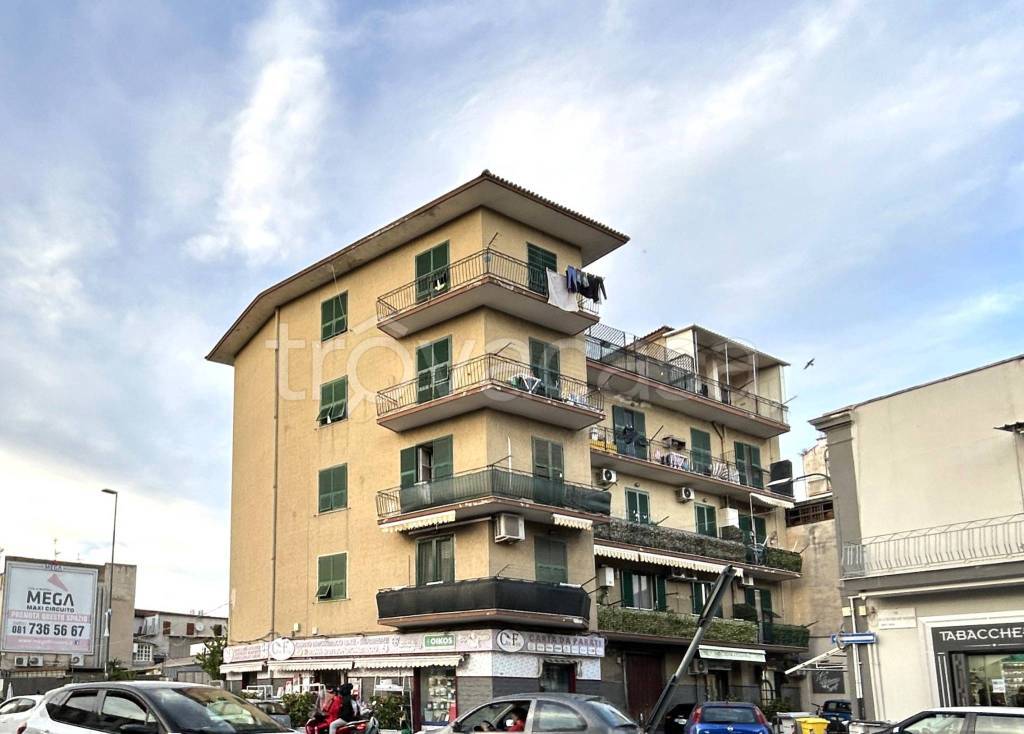 Appartamento in vendita a Napoli via Bernardo Quaranta