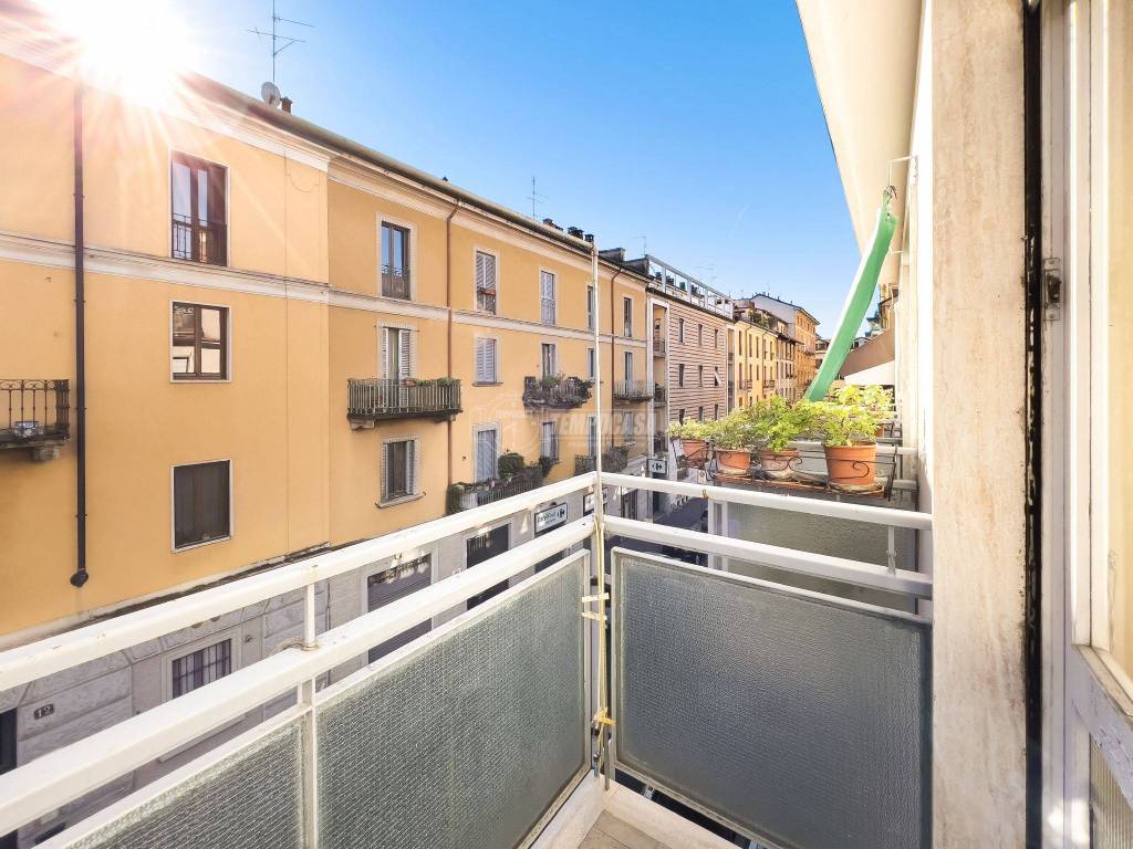 Appartamento in vendita a Milano via Bezzecca 9