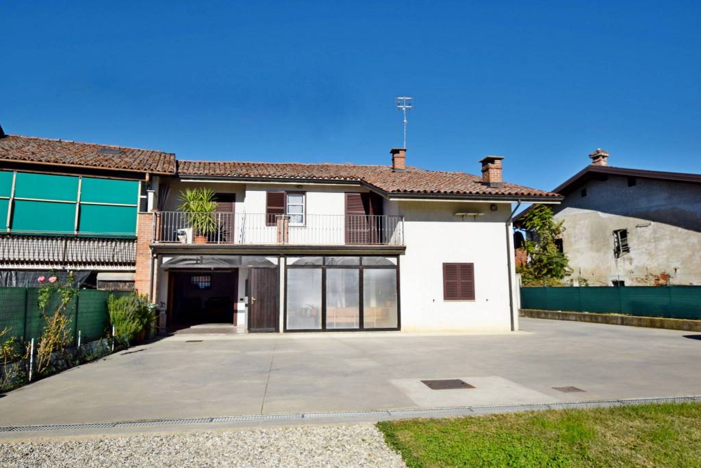 Casa Indipendente in vendita a Mondovì strada dei Pignolli, 20