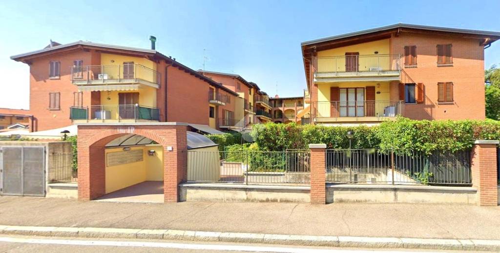 Appartamento in vendita a Caronno Pertusella via isonzo, 160